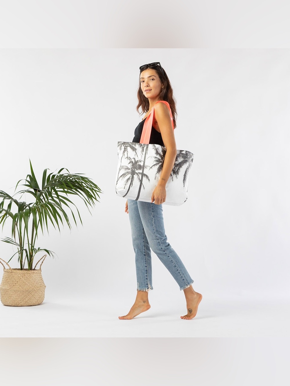 ALOHA Collection Kalapana By Samudra Holo Holo Palm Tree Reversible Tote Bag - Picture 2 of 12